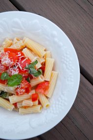 No Cook Tomato Basil Sauce | In Jennie's Kitchen