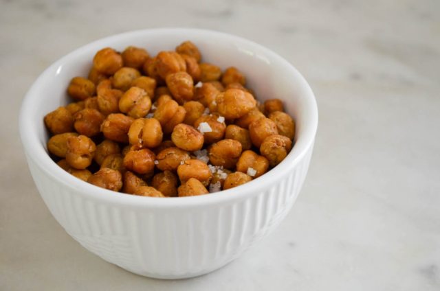 Crispy Roasted Rosemary Chickpeas | In Jennie's Kitchen