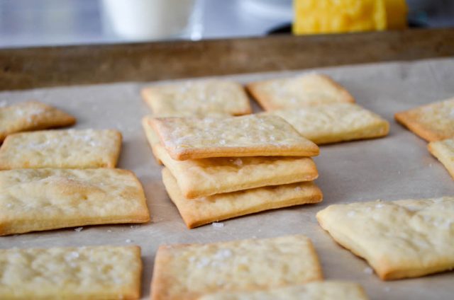 Homemade Saltines Crackers | In Jennie's Kitchen