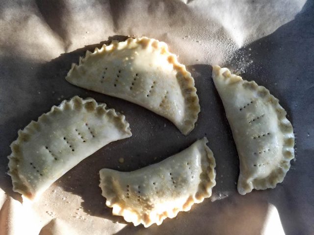 Strawberry Rhubarb Hand Pies | In Jennie's Kitchen