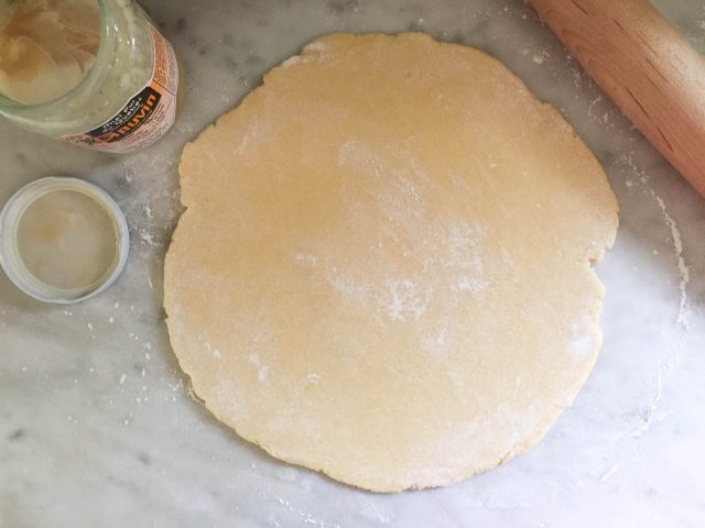 Honey Pie Crust | In Jennie's Kitchen