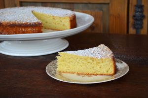 Lemon Honey Olive Oil Cake | In Jennie's Kitchen
