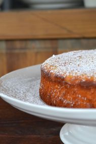 Lemon Honey Olive Oil Cake | In Jennie's Kitchen