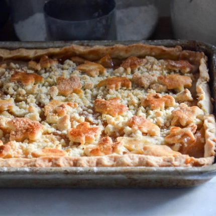 Apple Crumb Slap Pie | In Jennie's Kitchen