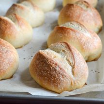 Brötchen {Classic German Breakfast Rolls}