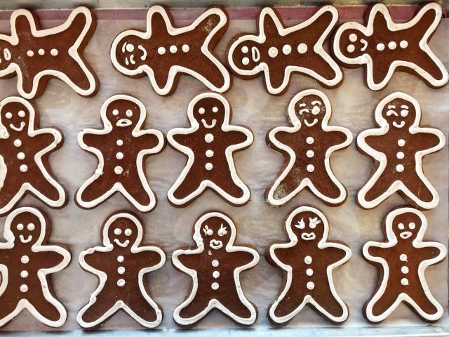 Mom's Gingerbread with Royal Icing | In Jennie's Kitchen