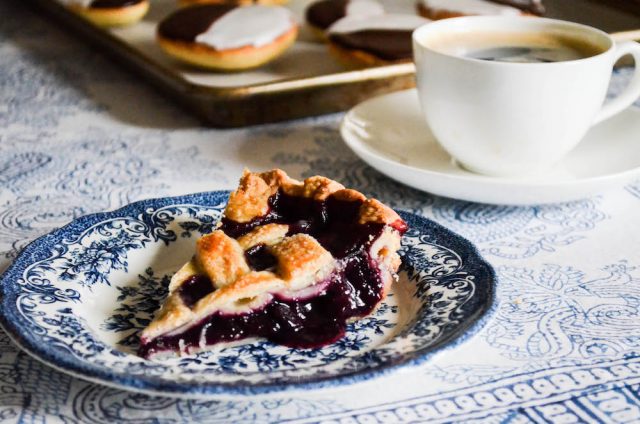 Best Blueberry Pie | In Jennie's Kitchen