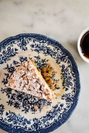 Classic Crumb Cake Recipe | In Jennie's Kitchen