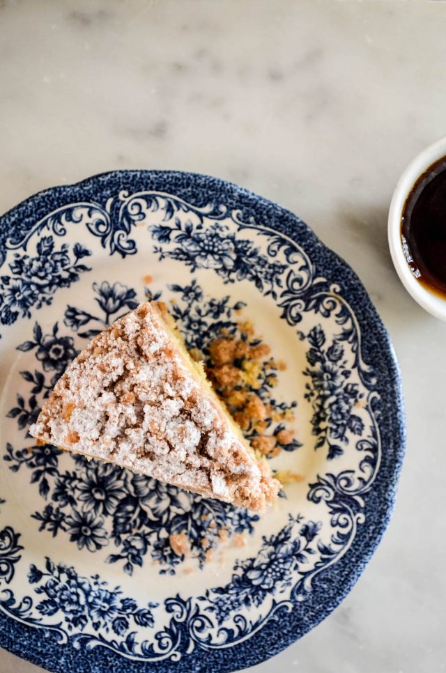 Classic Crumb Cake Recipe | In Jennie's Kitchen