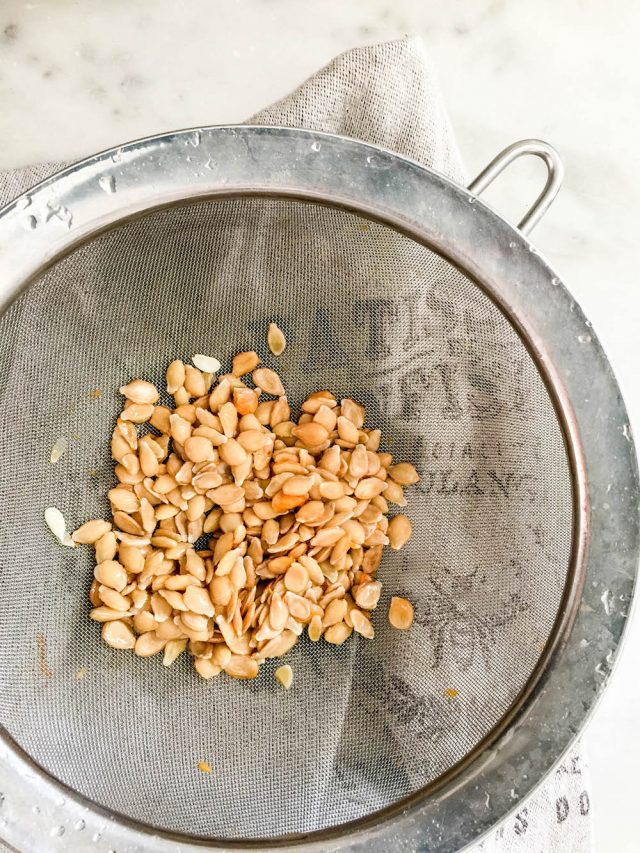 How to Toast Pumpkin Seeds | In Jennie's Kitchen