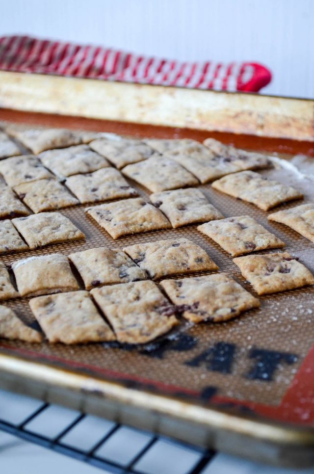 Kalamata Olive & Spelt Sourdough Crackers | In Jennie's Kitchen