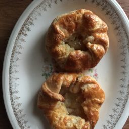 Easy French Apple Tarts | In Jennie's Kitchen